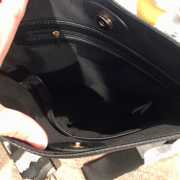 Messenger bag - Picture 9 of 9